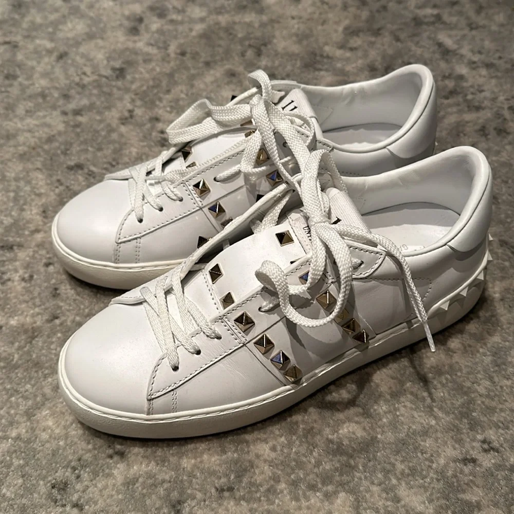 Valentino Garavani Rockstud Sneaker NWOT - Picture 11 of 16